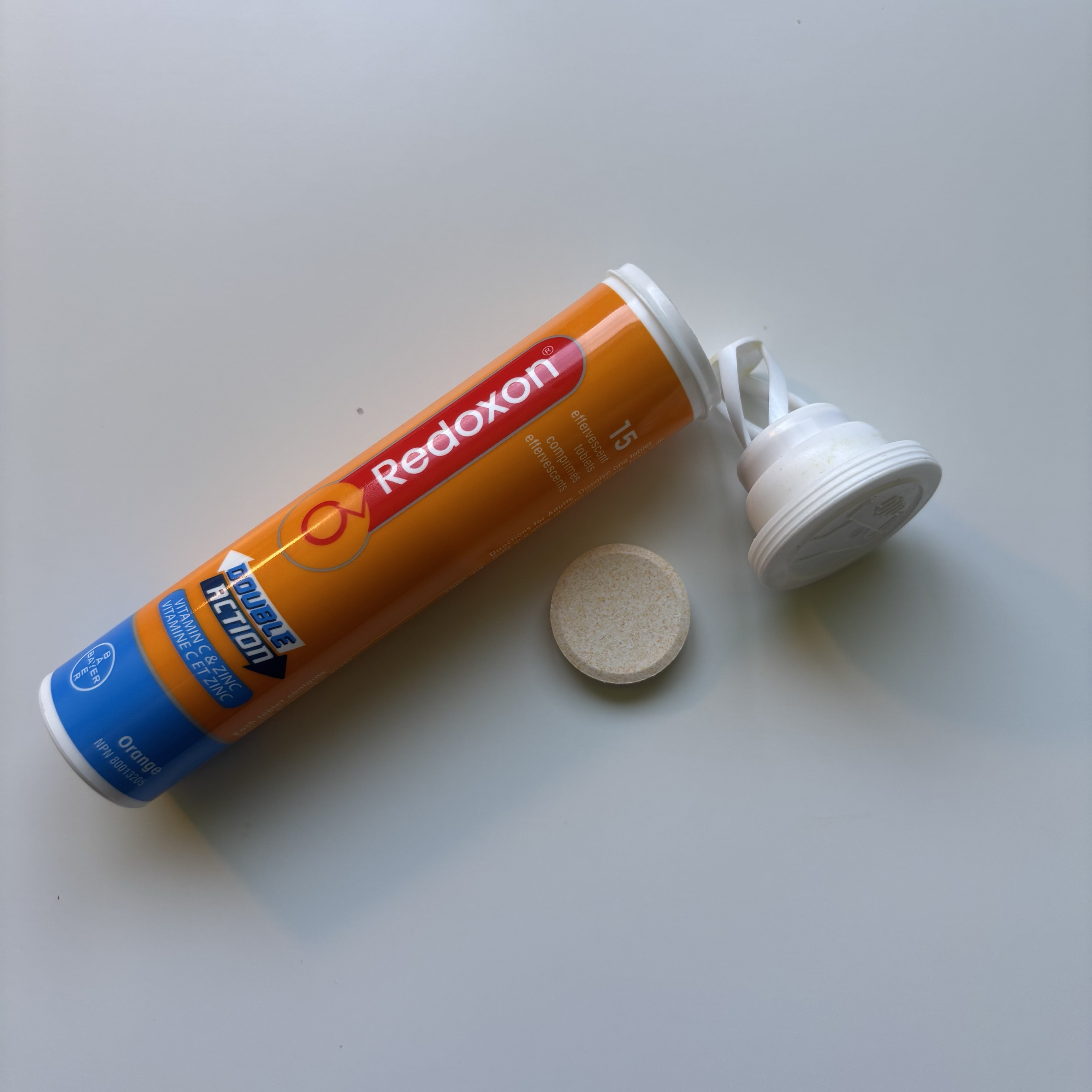 I drink a glass of Vitamin C every day. After this Project started, I began to pay attention to the sounds around me, and I perceived that the sound of the effervescent tablets dissolving was also very soothing. I was able to hear that the bubbles went from weak to strong, and I could even feel the bubbles tingle in my mouth.